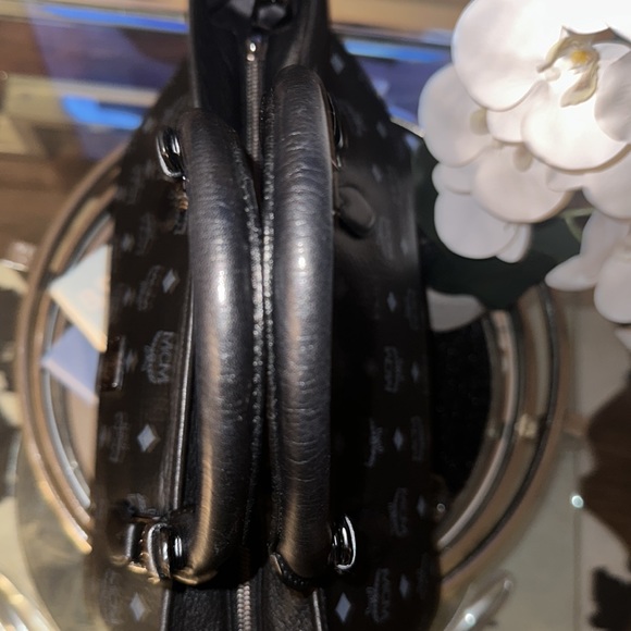 MCM Leather Tote - Picture 9 of 15